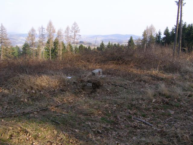 Vrcholová kóta Kravího vrchu